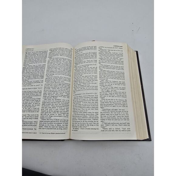Holy Bible New International Version Red letter edition 1982 Zondervan Indexed - Picture 6 of 9